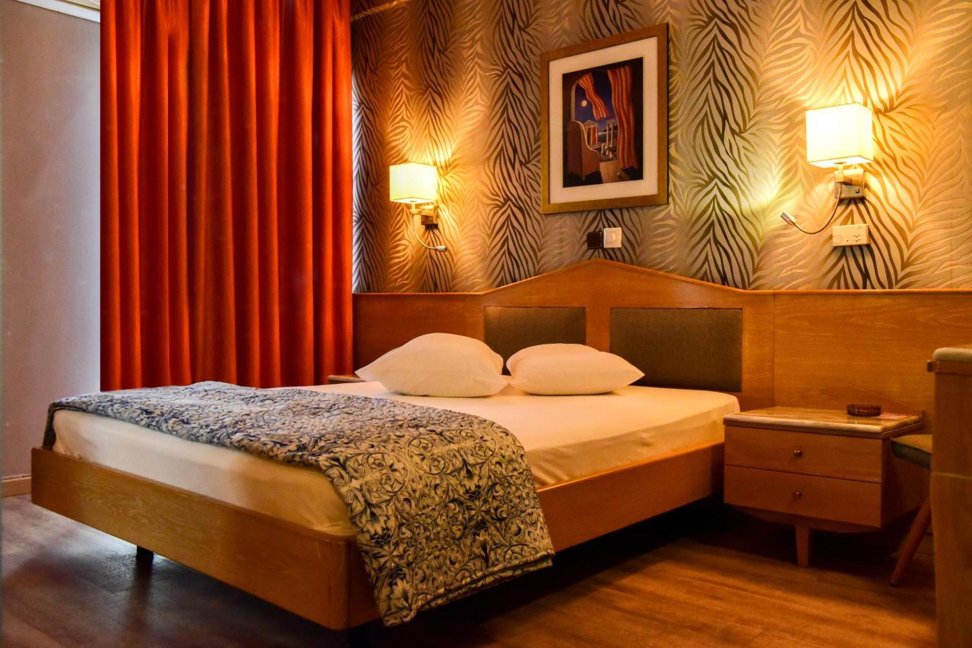 Eva Hotel Pireus Eksteriør bilde
