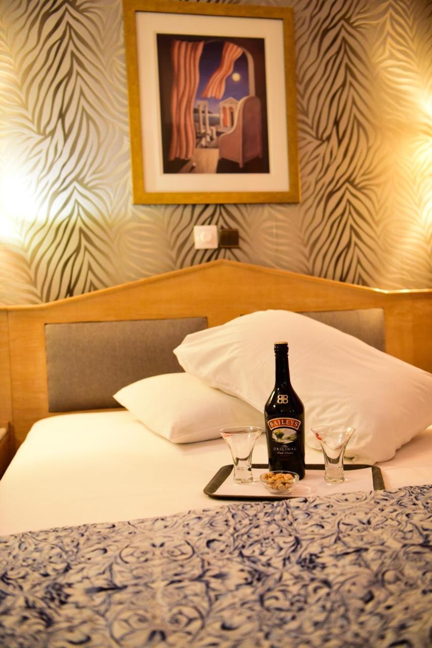 Eva Hotel Pireus Eksteriør bilde