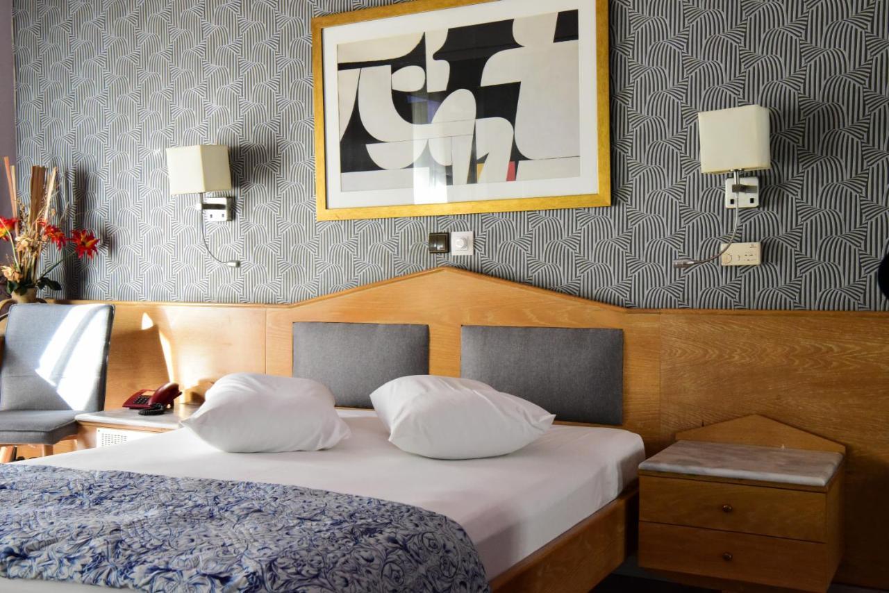 Eva Hotel Pireus Eksteriør bilde