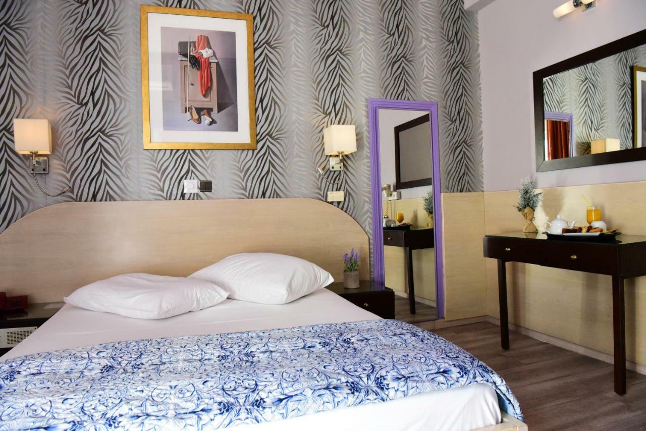 Eva Hotel Pireus Eksteriør bilde